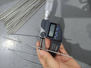 Tubo in Nitinol di grado medico per strumenti chirurgici